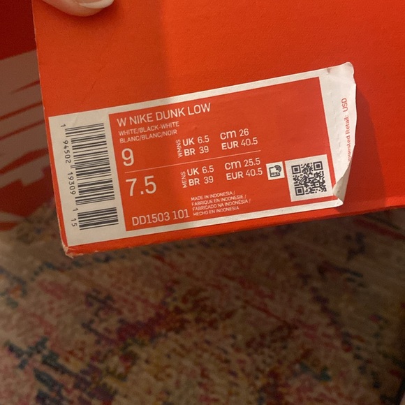 Real Nike dunk low white and black womens size 9 - Picture 4 of 6